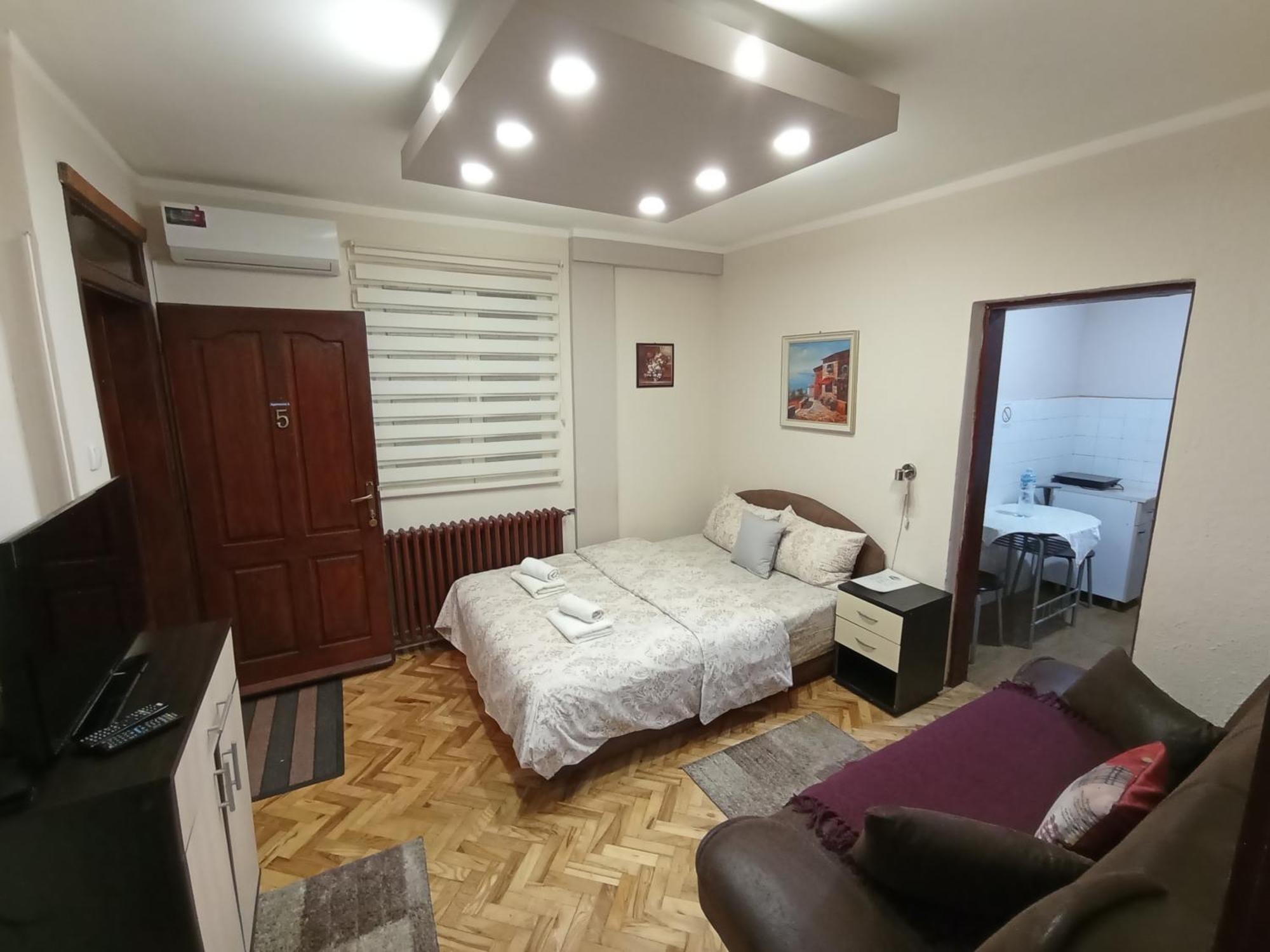 Apartments & Rooms -Mdl Lazic Beograd Eksteriør billede