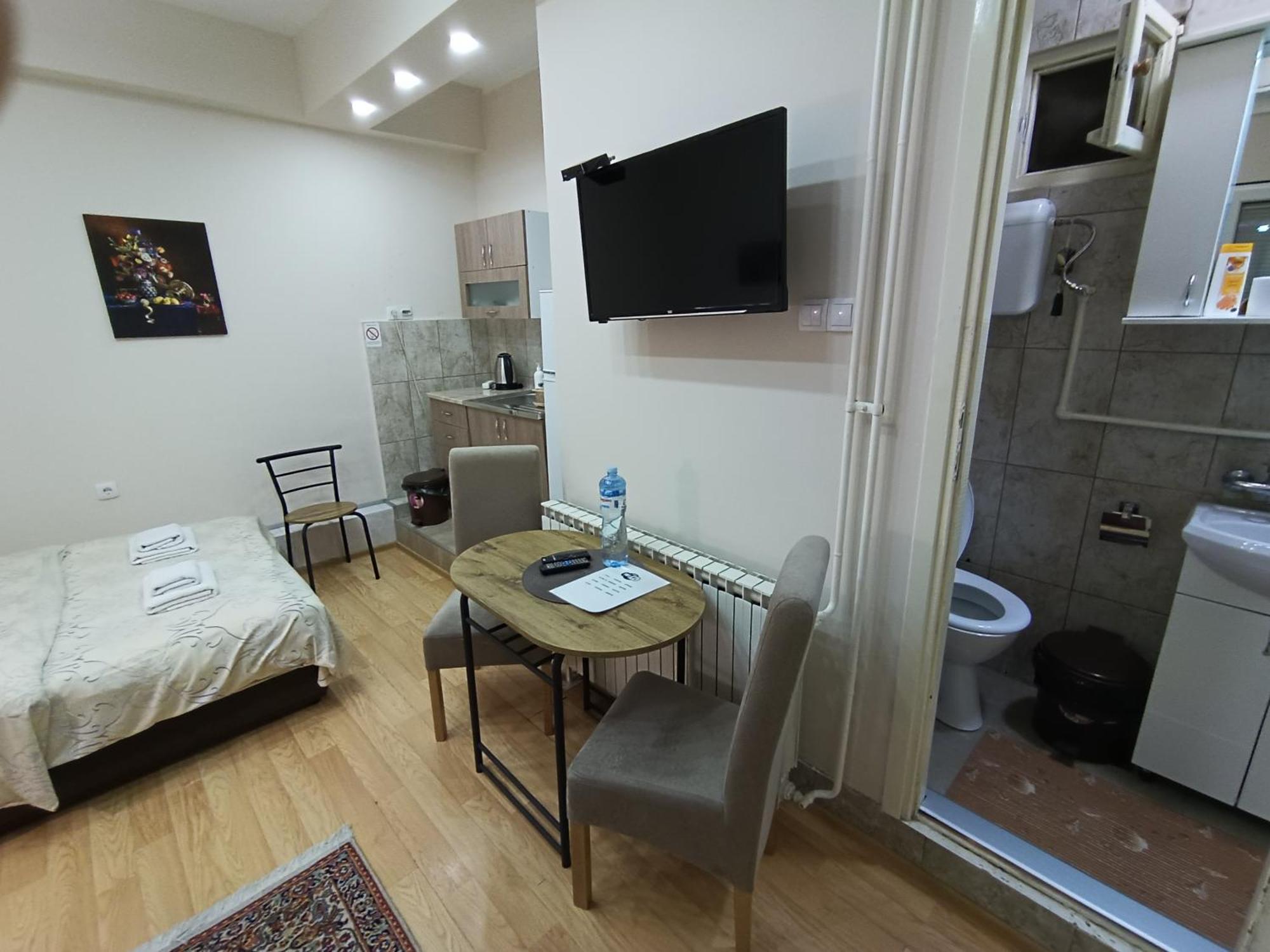 Apartments & Rooms -Mdl Lazic Beograd Eksteriør billede