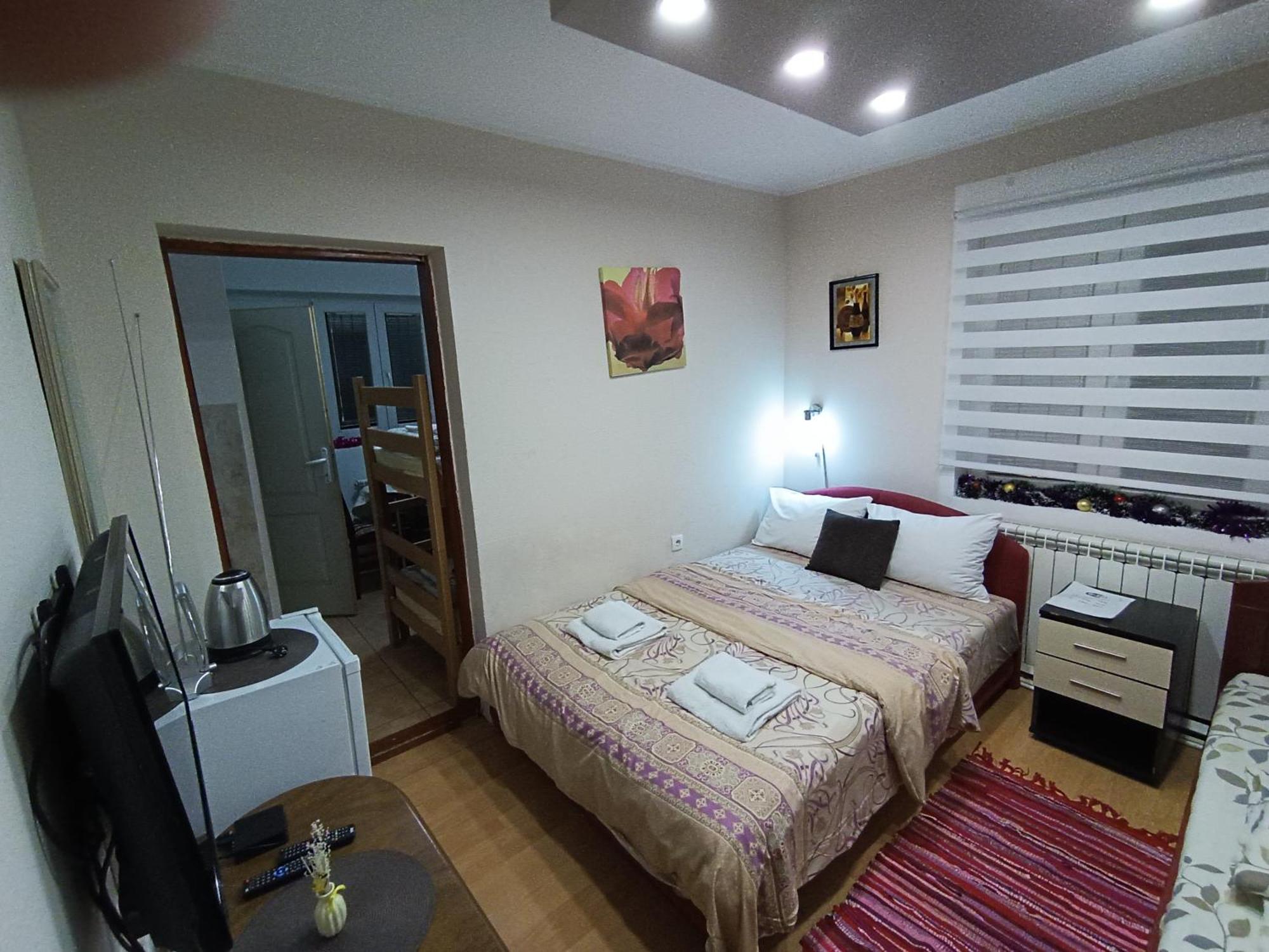 Apartments & Rooms -Mdl Lazic Beograd Eksteriør billede