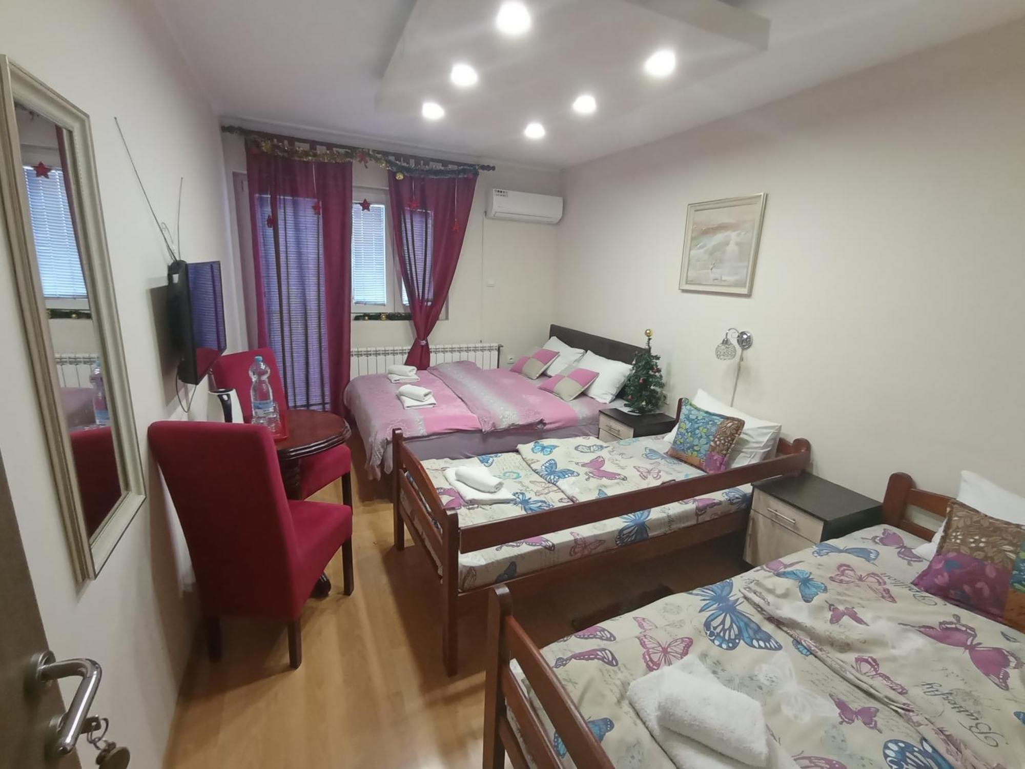 Apartments & Rooms -Mdl Lazic Beograd Eksteriør billede